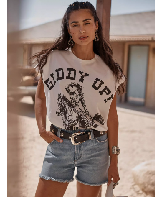 Wrangler - Lainey Wilson Giddy Up T-Shirt